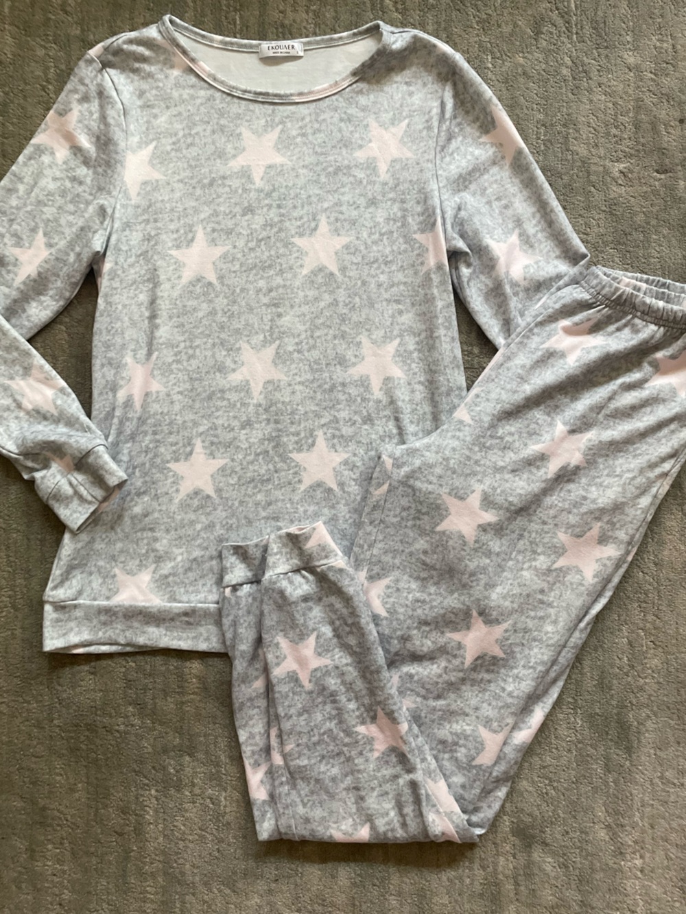 Ekouaer Grey and Pink Star Print Long Sleeve Pajama PJ Set Small